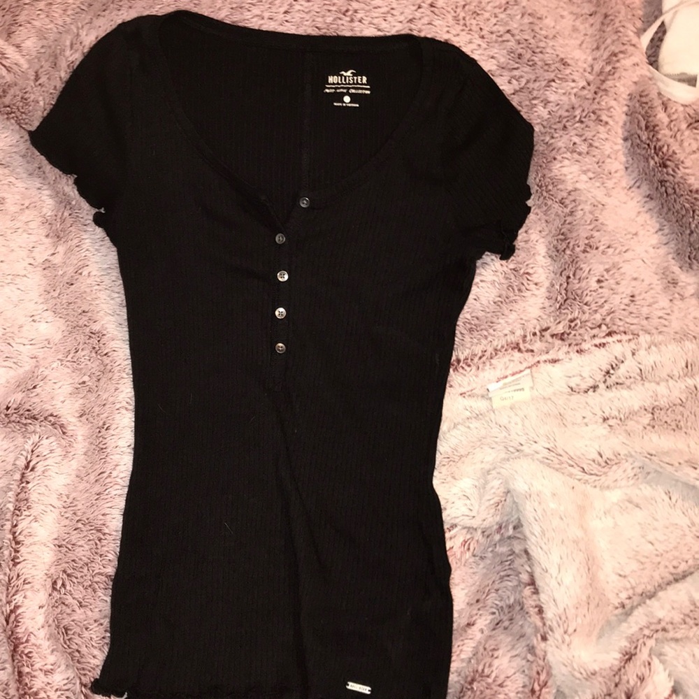 Hollister ruffle tshirt